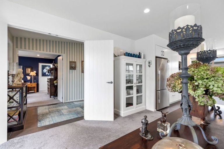 Photo of property in 22 Oceania Sands Way, Papamoa Beach, Papamoa, 3118