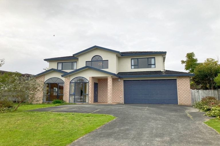 Photo of property in 18 Piriti Drive, Te Atatu Peninsula, Auckland, 0610