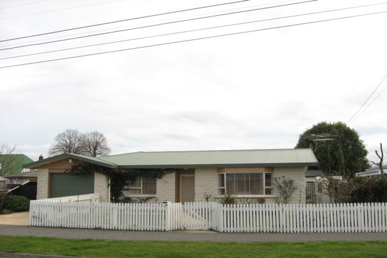 Photo of property in 6 Hogg Crescent, Masterton, 5810