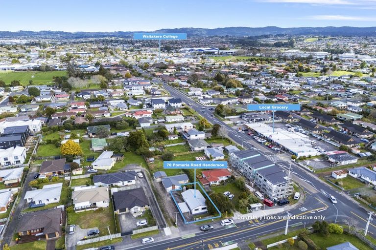 Photo of property in 2/70 Pomaria Road, Henderson, Auckland, 0610