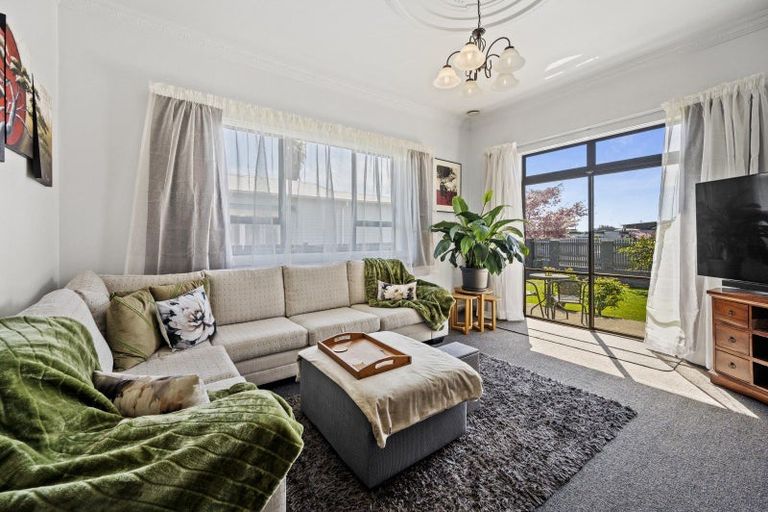 Photo of property in 510 Burnett Street, Mahora, Hastings, 4120