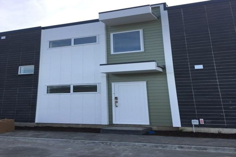 Photo of property in 10u4 Burrows Place, Frankton, Hamilton, 3204
