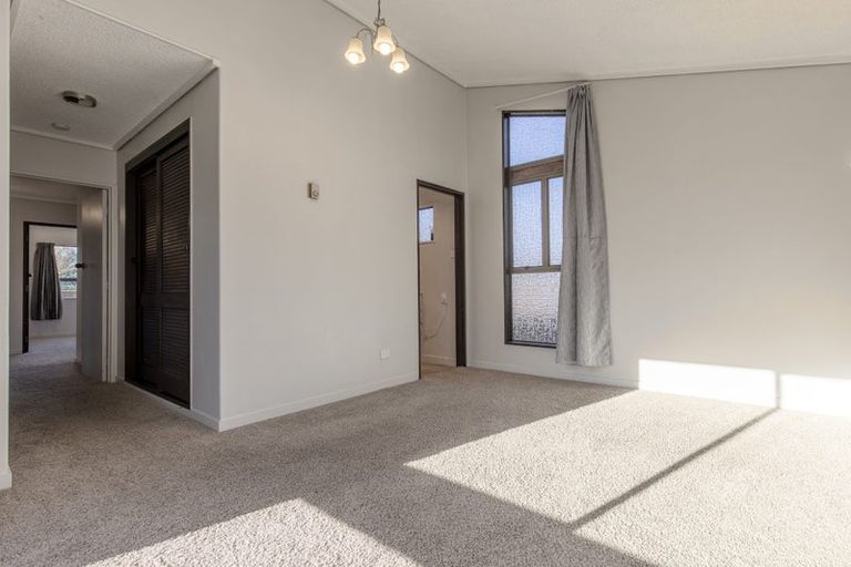 Photo of property in 17a Gaisford Terrace, Waipukurau, 4200