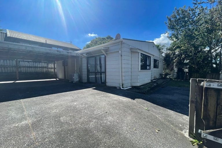 Photo of property in 33 Friedlanders Road, Manurewa, Auckland, 2102