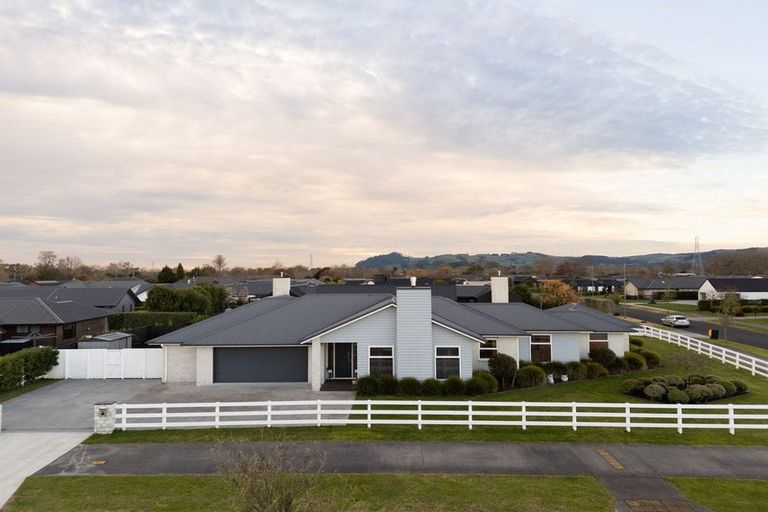 Photo of property in 85 Alan Livingston Drive, Cambridge, 3434