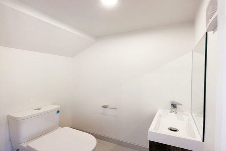 Photo of property in 1d Deering Place, Papatoetoe, Auckland, 2025