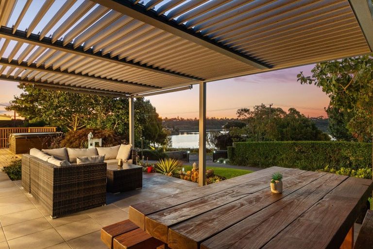 Photo of property in 216 Welcome Bay Road, Welcome Bay, Tauranga, 3112