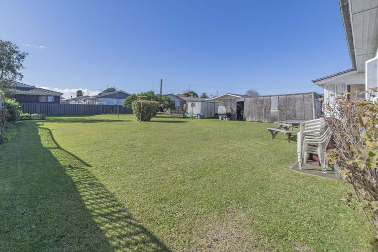 Photo of property in 56 Great South Road, Papakura, 2110