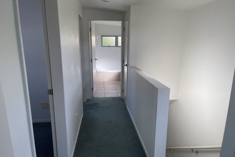 Photo of property in 15a Marjory Close, Broadmeadows, Wellington, 6035