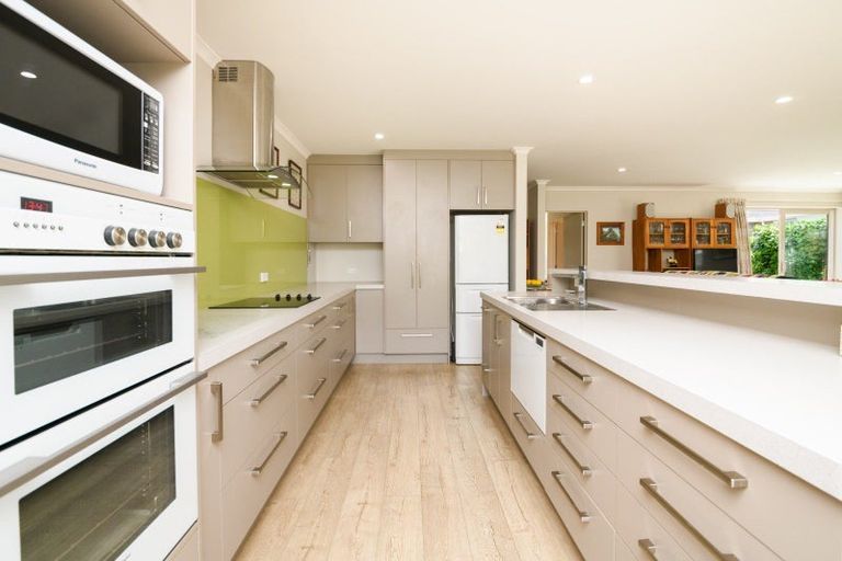 Photo of property in 21 Shelton Place, Feilding, 4702