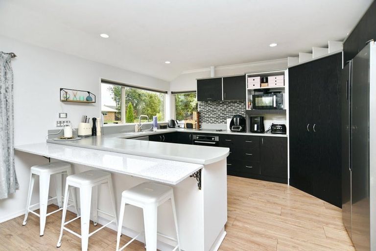 Photo of property in 43 Kensington Avenue, Rangiora, 7400