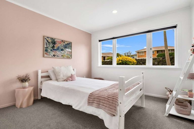 Photo of property in 1 Melia Place, Stanmore Bay, Whangaparaoa, 0932
