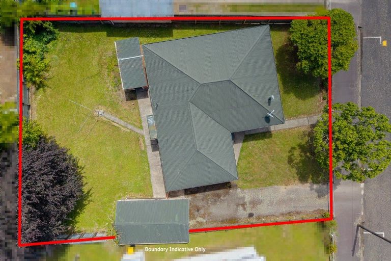 Photo of property in 1 Churchill Street, Pahiatua, 4910