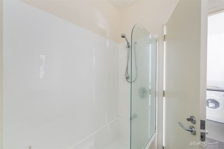 Photo of property in Hume House, 152u9 The Terrace, Wellington Central, Wellington, 6011