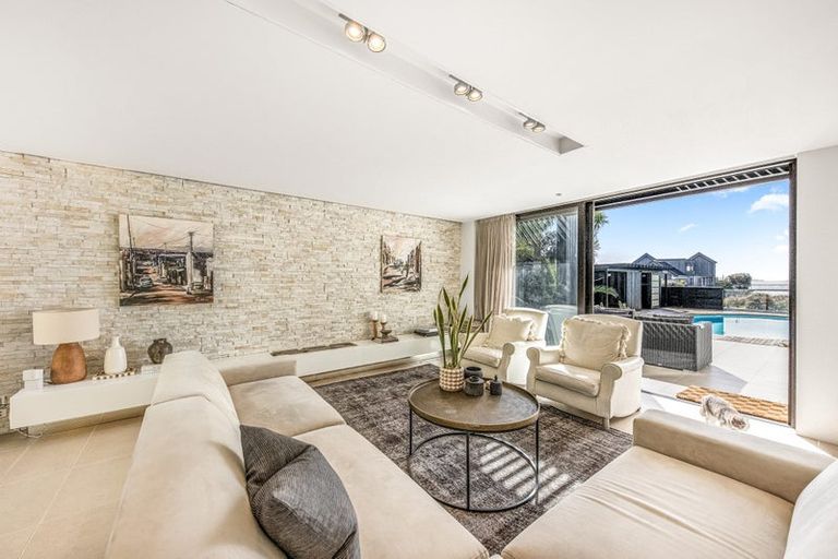 Photo of property in 303 Beach Road, Campbells Bay, Auckland, 0630