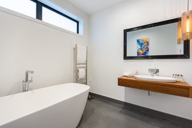 Photo of property in 3 Montia Close, Papamoa Beach, Papamoa, 3118