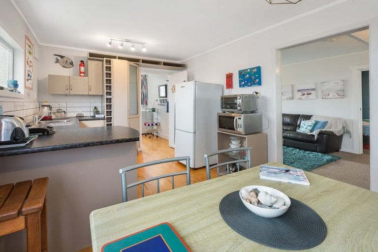 Photo of property in 15 Snell Crescent, Waihi Beach, 3611