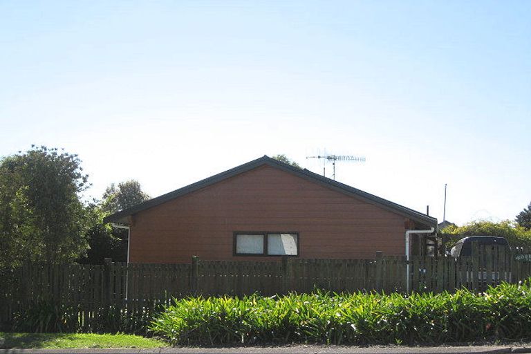 Photo of property in 13 Smith Street, Waipukurau, 4200