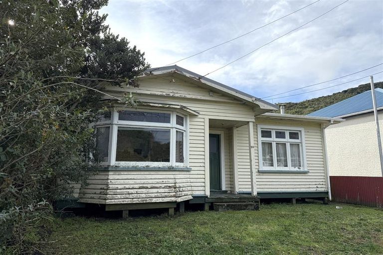 Photo of property in 29 Murray Street, Greymouth, 7805
