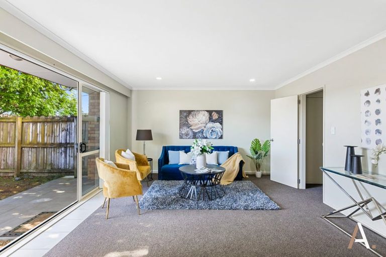 Photo of property in 8 Lime Crescent, Papakura, 2110