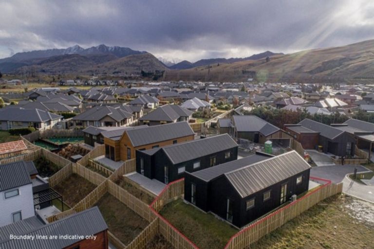 Photo of property in 3 Clover Lane, Lake Hayes, Queenstown, 9304