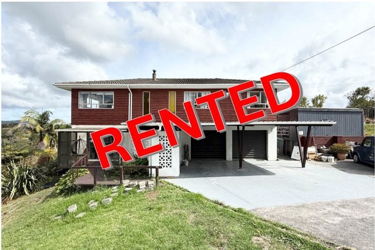 Photo of property in 204 Don Buck Road, Massey, Auckland, 0614