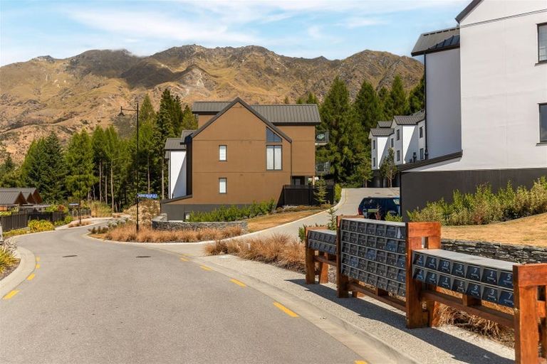 Photo of property in 16/18u George Bullen Lane, Arthurs Point, Queenstown, 9371