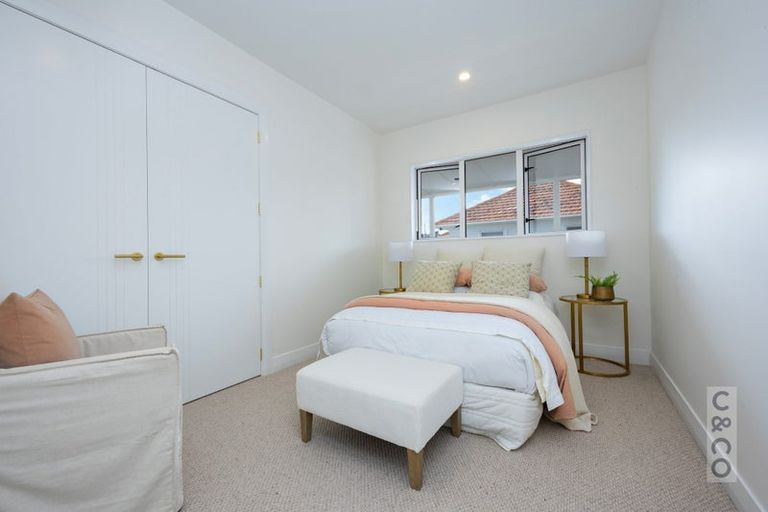 Photo of property in 15 Edward Street, Riverhead, 0820