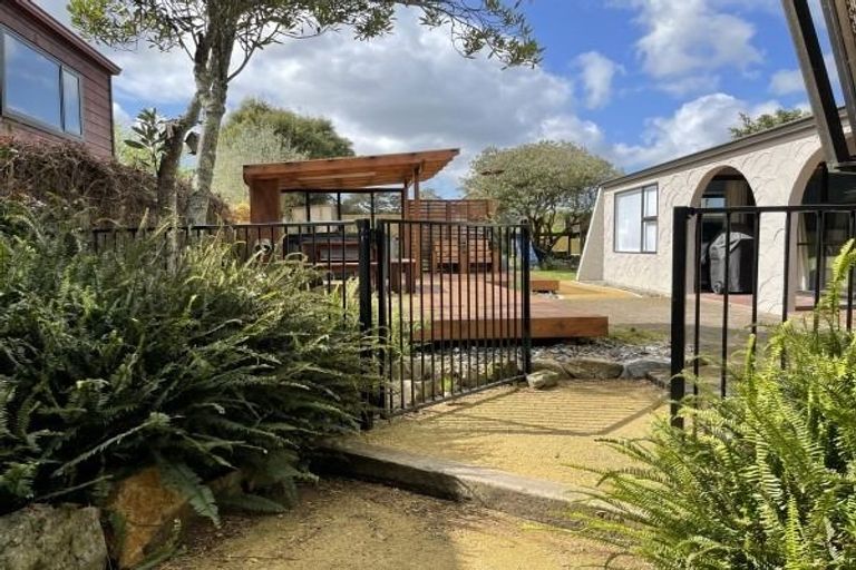 Photo of property in 57 Waterloo Crescent, Hokowhitu, Palmerston North, 4410