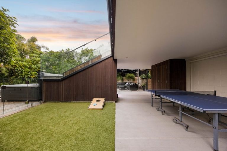 Photo of property in 24 Park Rise, Campbells Bay, Auckland, 0630