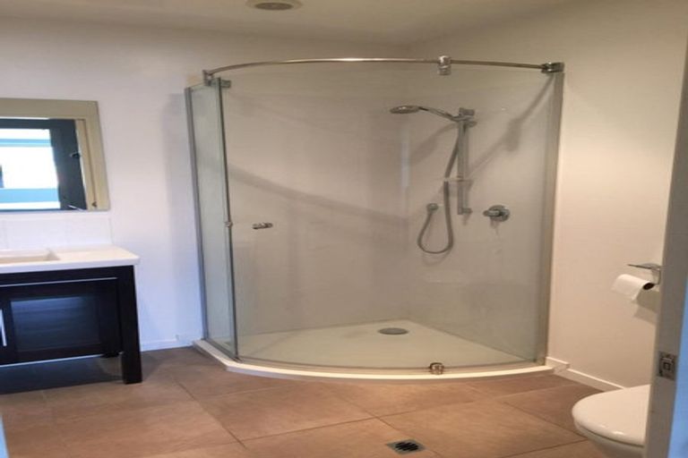 Photo of property in 32 Ira Street, Miramar, Wellington, 6022