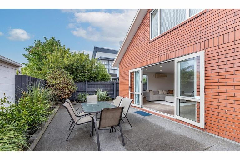 Photo of property in 1020 Colombo Street, St Albans, Christchurch, 8014