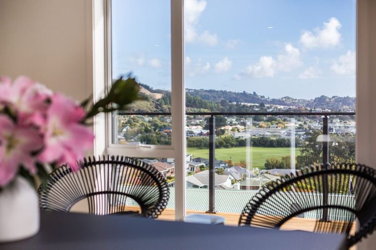 Photo of property in 156 Navigation Drive, Whitby, Porirua, 5024