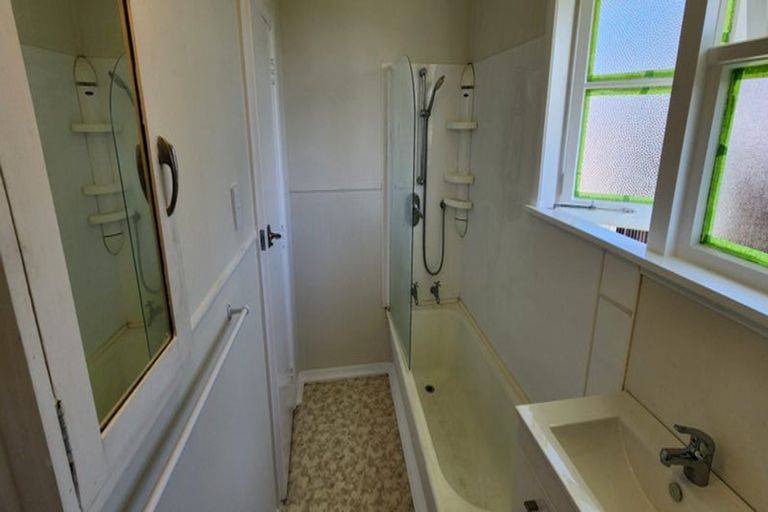 Photo of property in 12a/1 Walsh Road, Westown, New Plymouth, 4310
