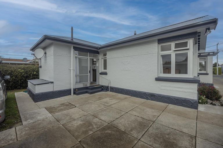 Photo of property in 16 Teviot Street, Oamaru North, Oamaru, 9400