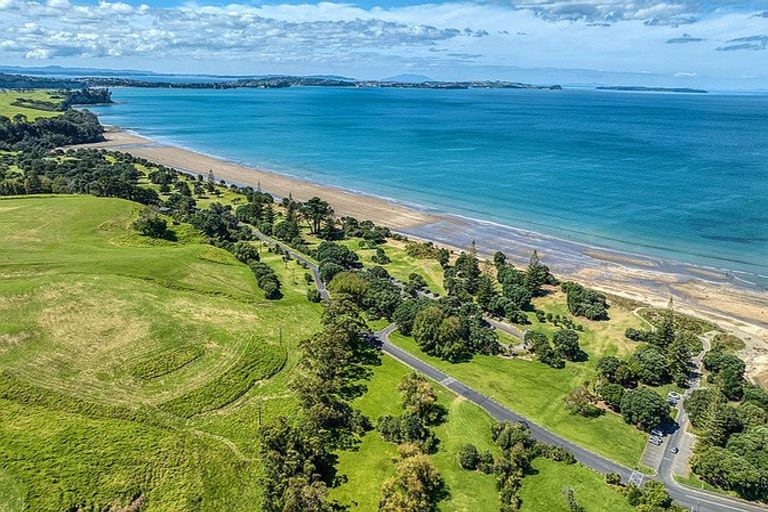 Photo of property in 20 Glenvar Road, Torbay, Auckland, 0630