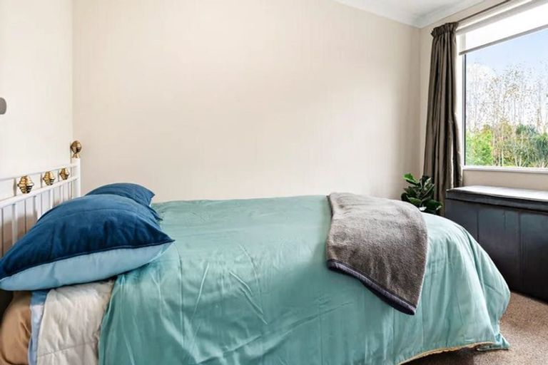 Photo of property in 11 Logan Place, Waiuku, 2123