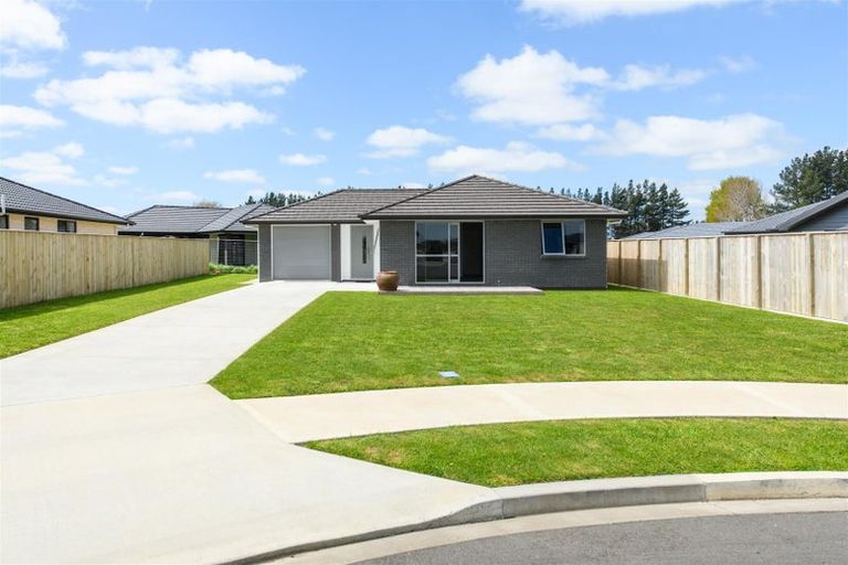 Photo of property in 35 Oldfield Lane, Marton, 4710