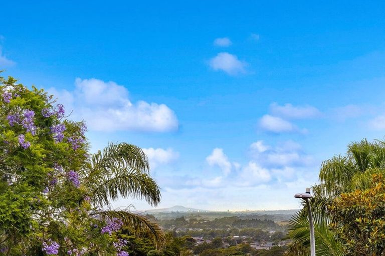 Photo of property in 4 Hamlet Place, Pukekohe, 2120