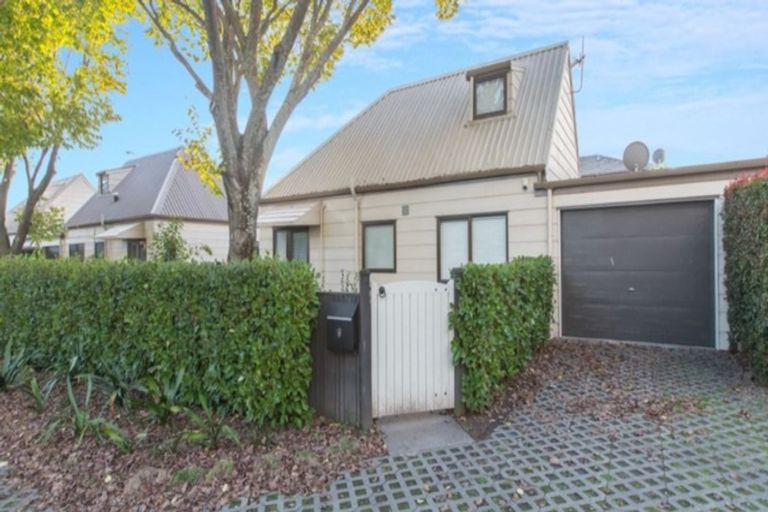 Photo of property in 9/58 Manuroa Road, Takanini, 2112