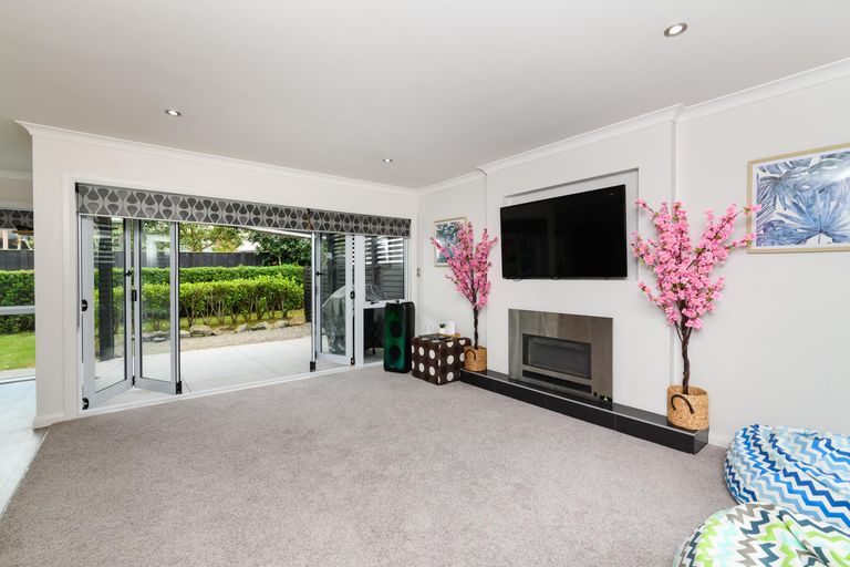 Photo of property in 67a Parnell Heights Drive, Kelvin Grove, Palmerston North, 4414