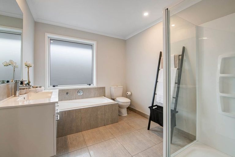Photo of property in 1 Harry Close, Warkworth, 0910