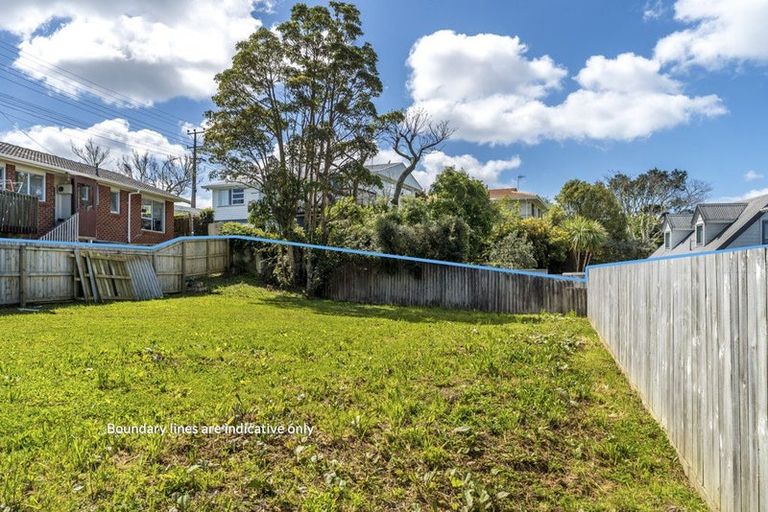 Photo of property in 221a Eskdale Road, Birkenhead, Auckland, 0626