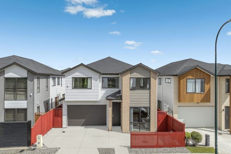 Photo of property in 22 Ako Road, Flat Bush, Auckland, 2019
