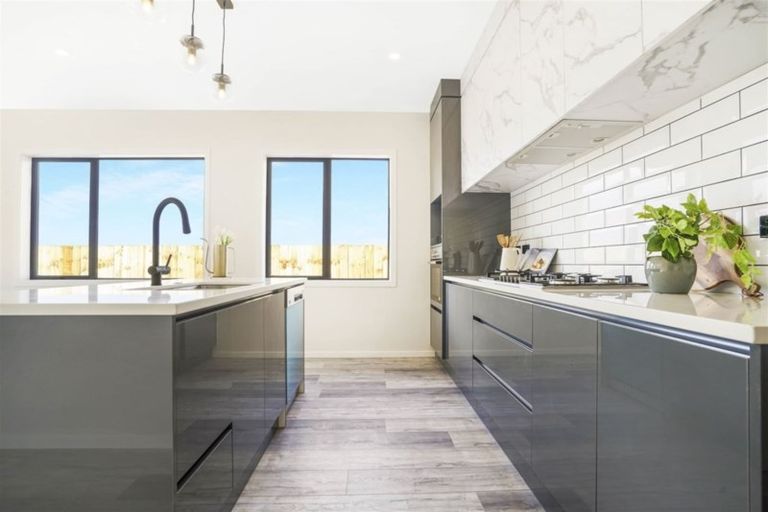 Photo of property in 17 Sylvester Crescent, Flagstaff, Hamilton, 3210