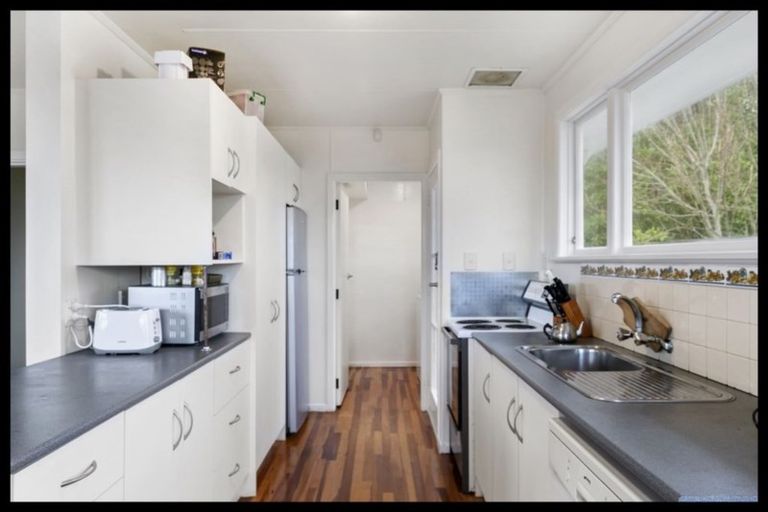 Photo of property in 32 Branscombe Street, Johnsonville, Wellington, 6037