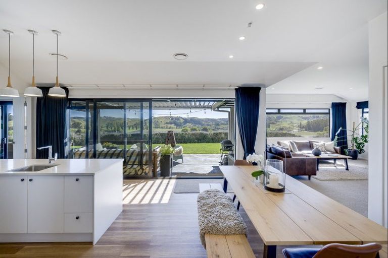 Photo of property in 44 Kopaki Bay Road, Puketapu, Napier, 4182