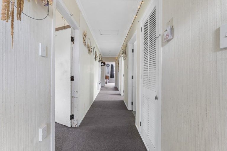 Photo of property in 73 Celia Street, Stratford, 4332