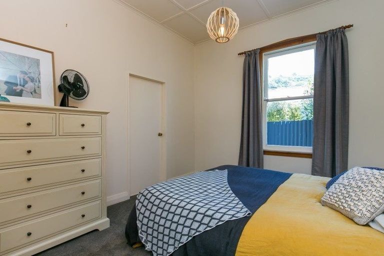 Photo of property in 13 Toru Street, Lyall Bay, Wellington, 6022