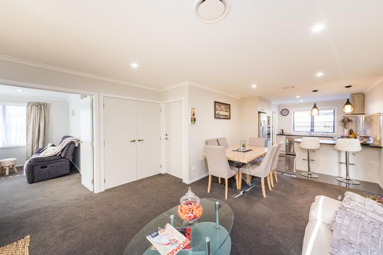 Photo of property in 6 Varsity Heights, Fitzherbert, Palmerston North, 4410